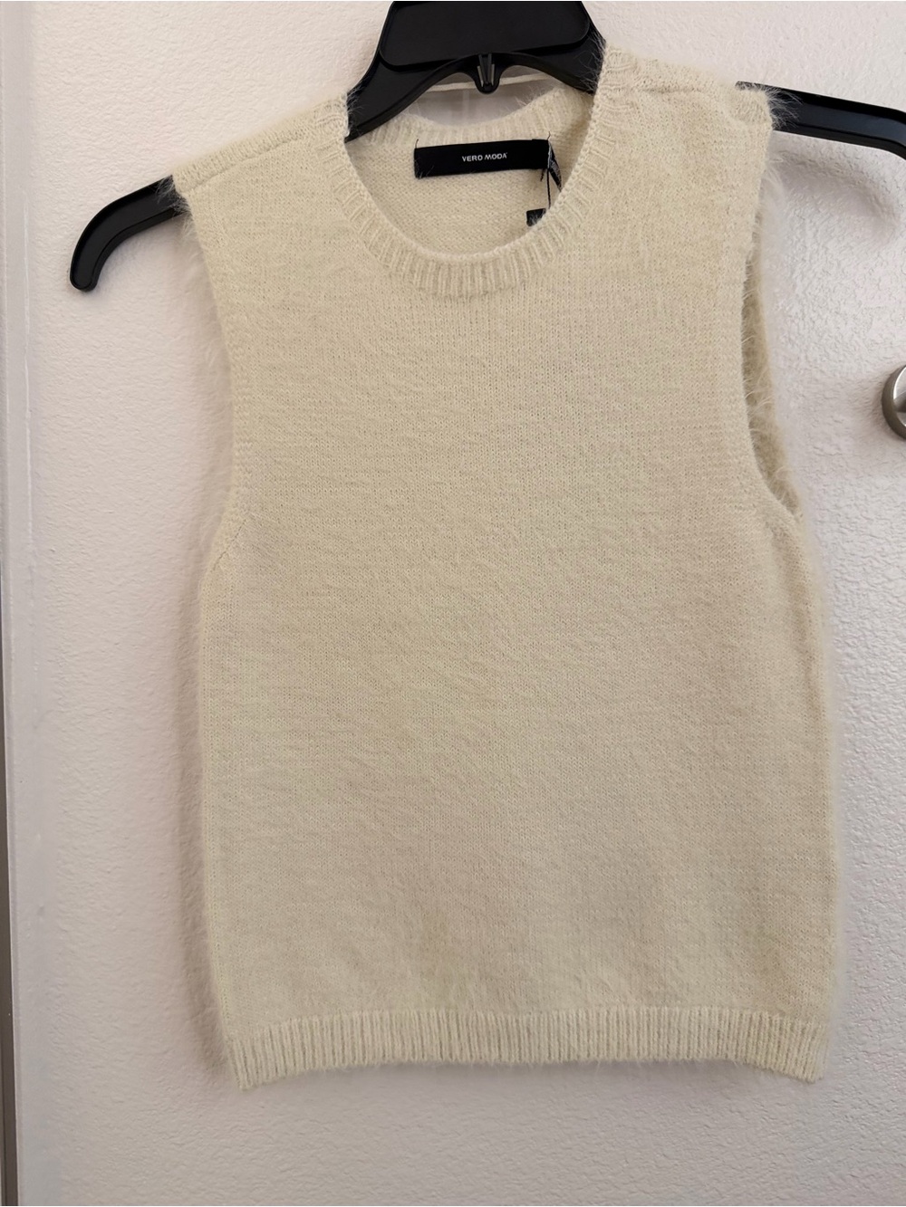 Vero Moda Ivory Fuzzy Knit Sleeveless Crew Vest